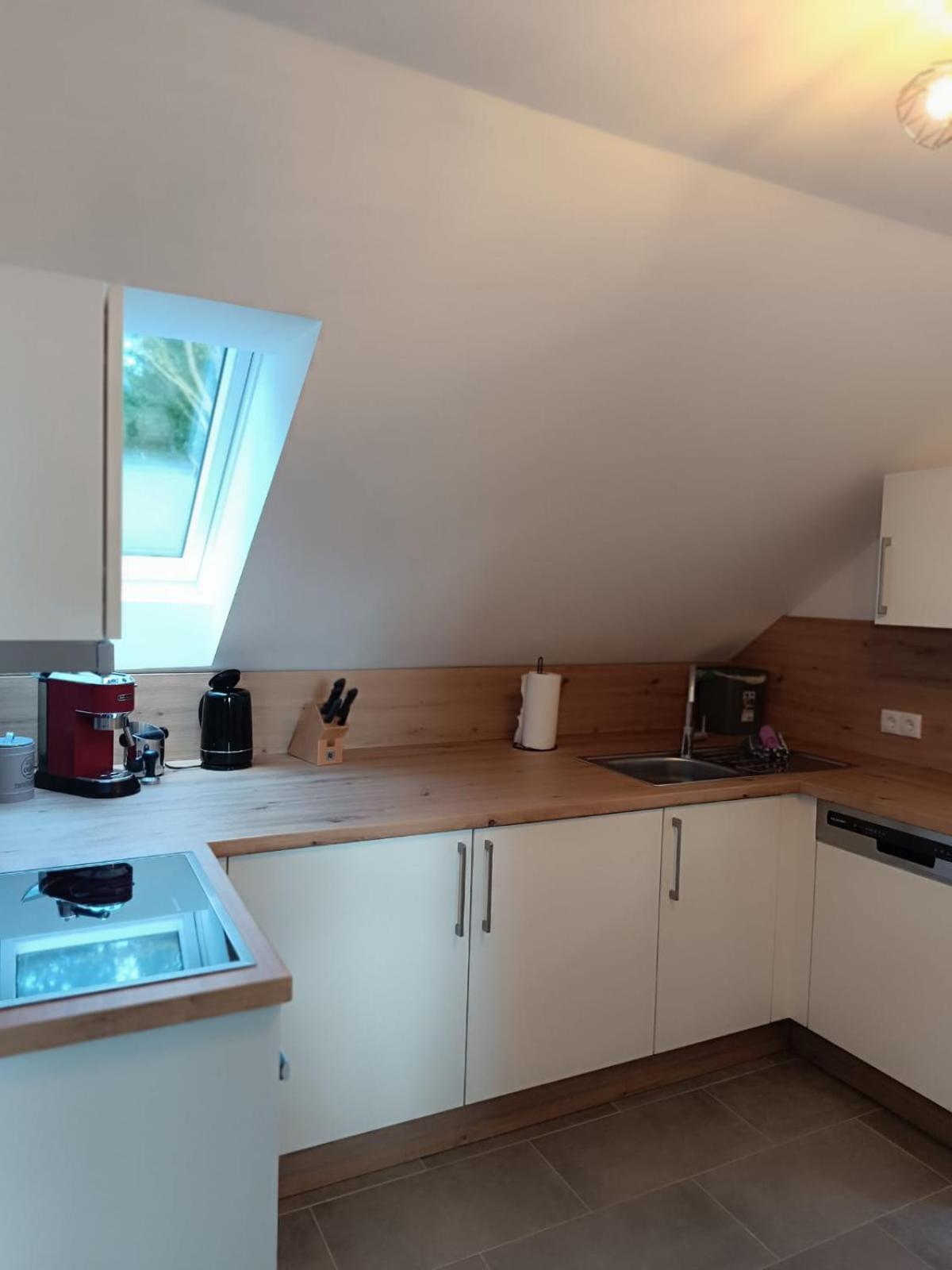 Moderne Ferienwohnung Fuer Familien Im Dachgeschoss Bosau Εξωτερικό φωτογραφία